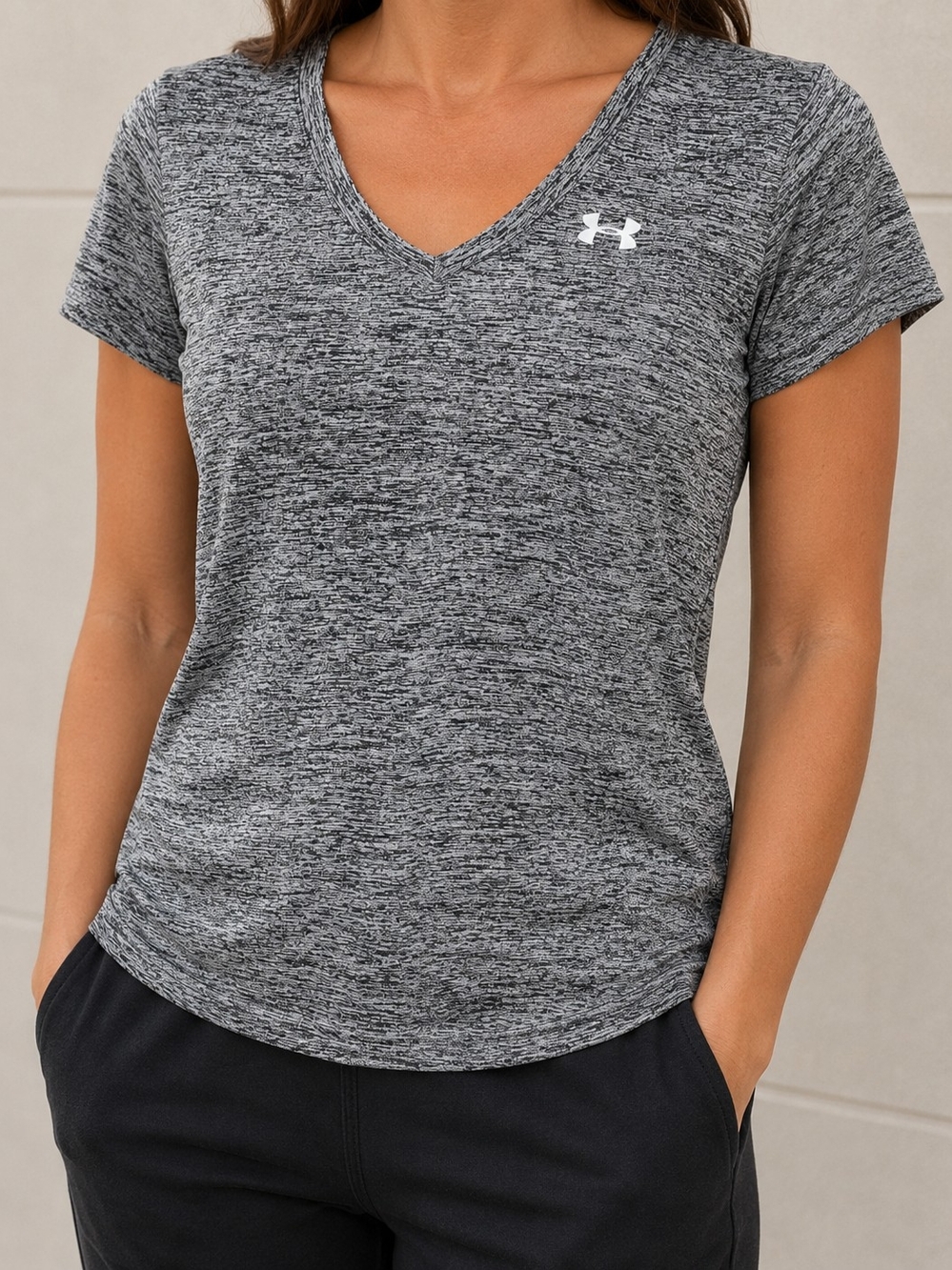 Under Armour Women’s XL Grey Heather V-Neck Performance Tee